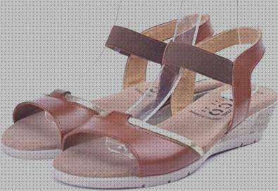 Review de calzado sandalia con ropa cómodo de mujer